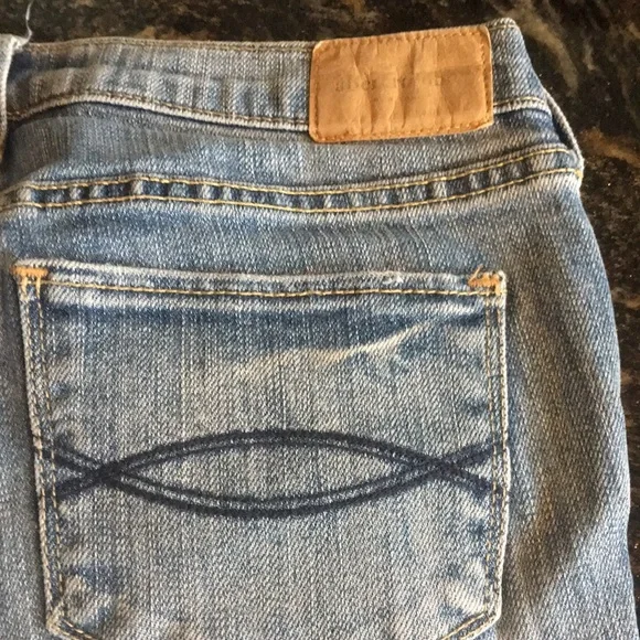 Abercrombie blue Jeans 2 pair! - Picture 5 of 6